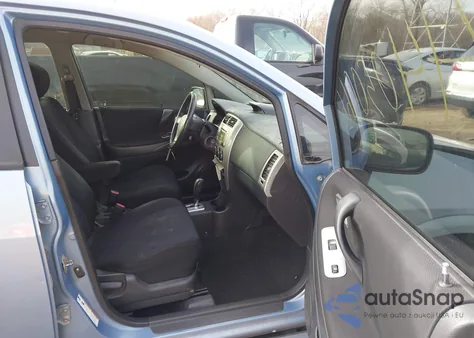 2007 Suzuki Aerio z USA, uszkodzony, nr VIN JS2RA62S875354664